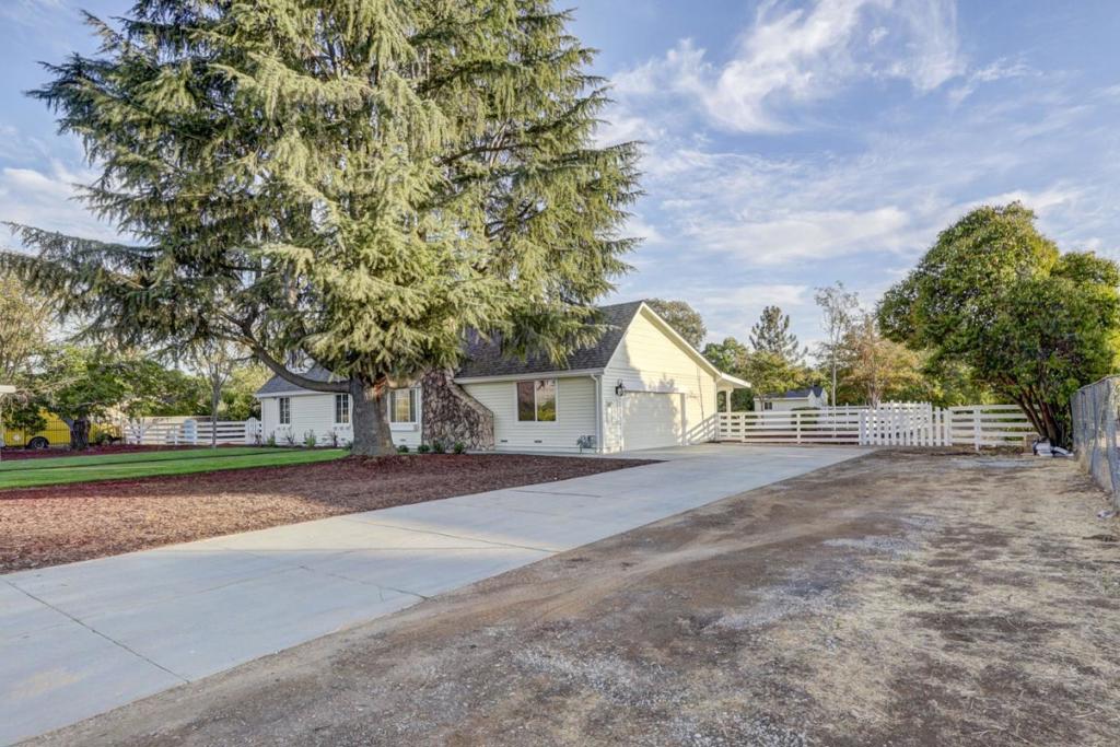 14655 Country Lane Property Photo 41