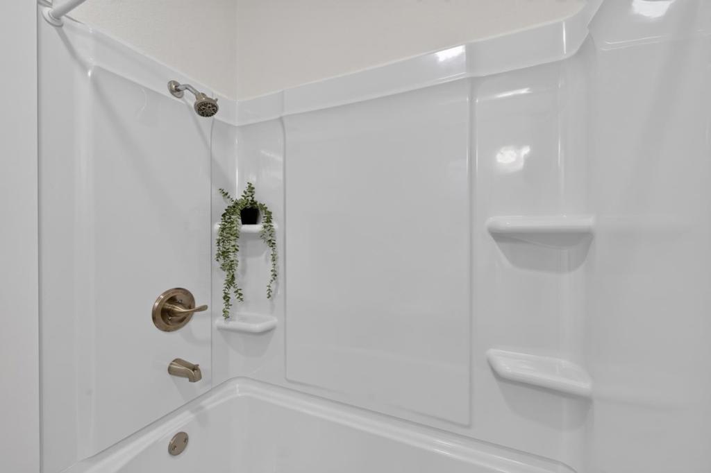 465 Rutland Avenue Property Photo 17