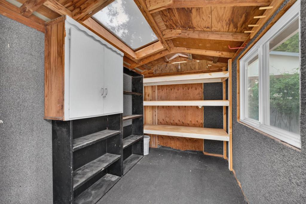 465 Rutland Avenue Property Photo 36