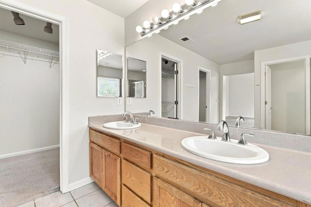 1995 Serene Drive Property Photo 44