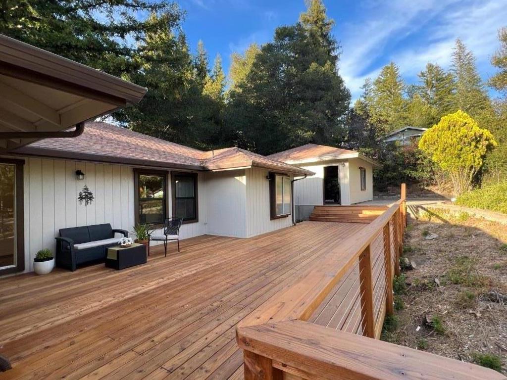 109 Crows Nest Drive Property Photo 3