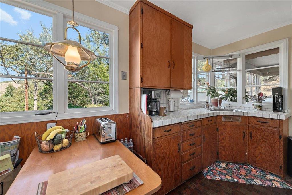 21400 Bertram Road Property Photo 3