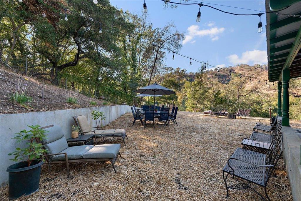 21400 Bertram Road Property Photo 13