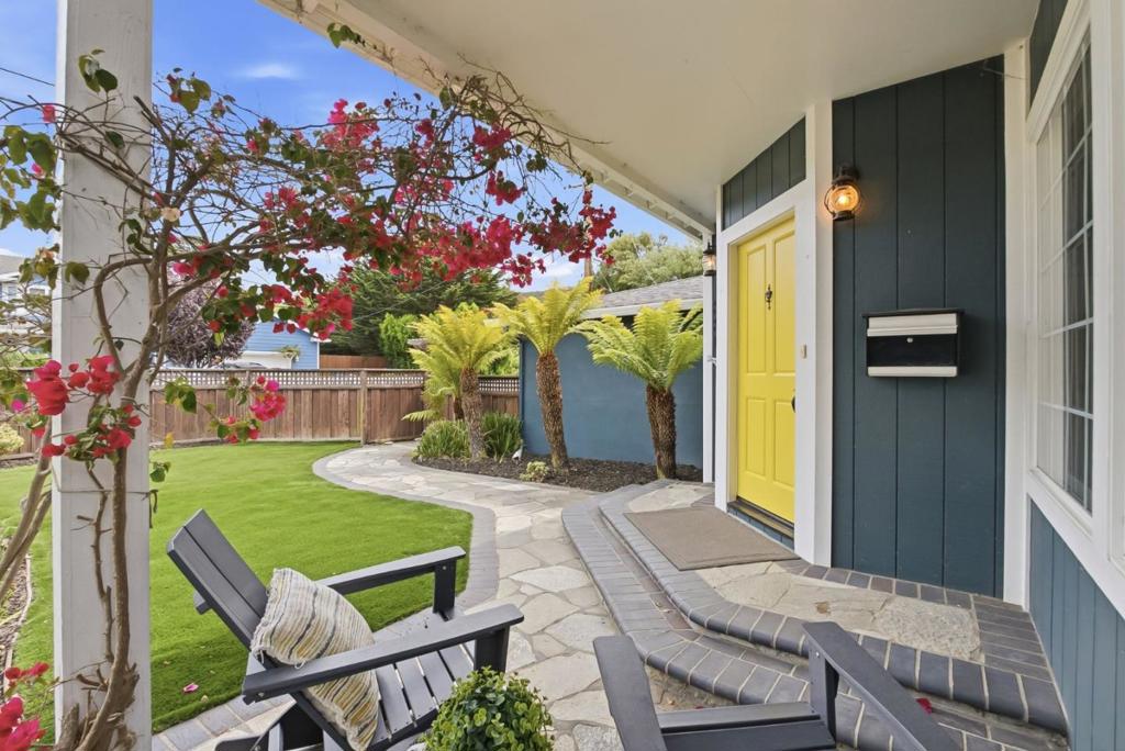 1384 Peralta Road Property Photo 3
