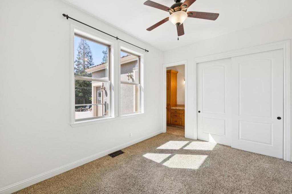 740 California Avenue Property Photo 31
