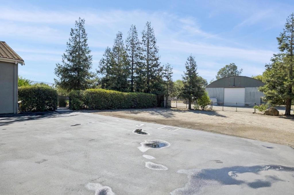 740 California Avenue Property Photo 49
