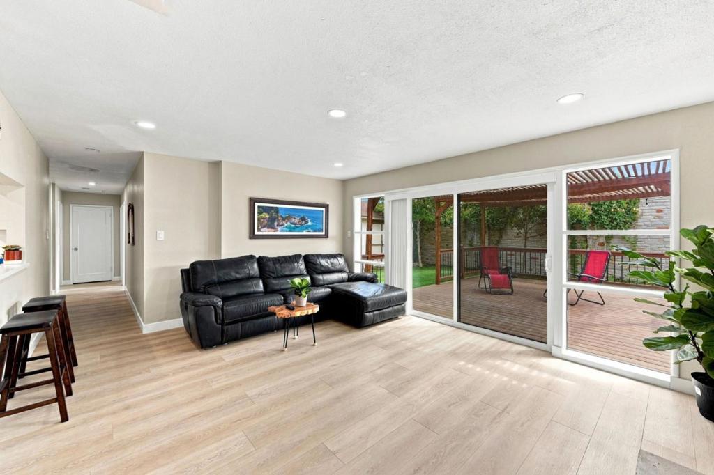 1753 Laine Avenue Property Photo 7