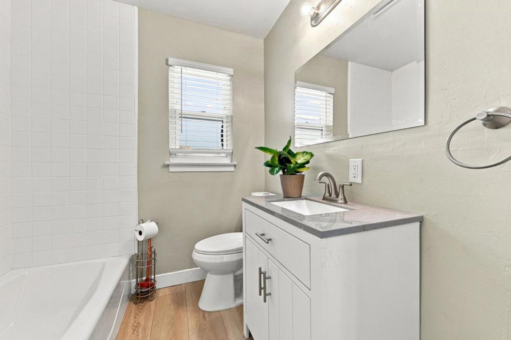 1753 Laine Avenue Property Photo 22