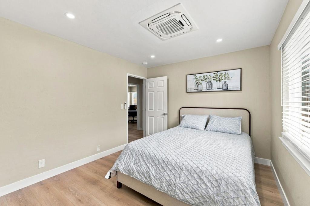 1753 Laine Avenue Property Photo 24