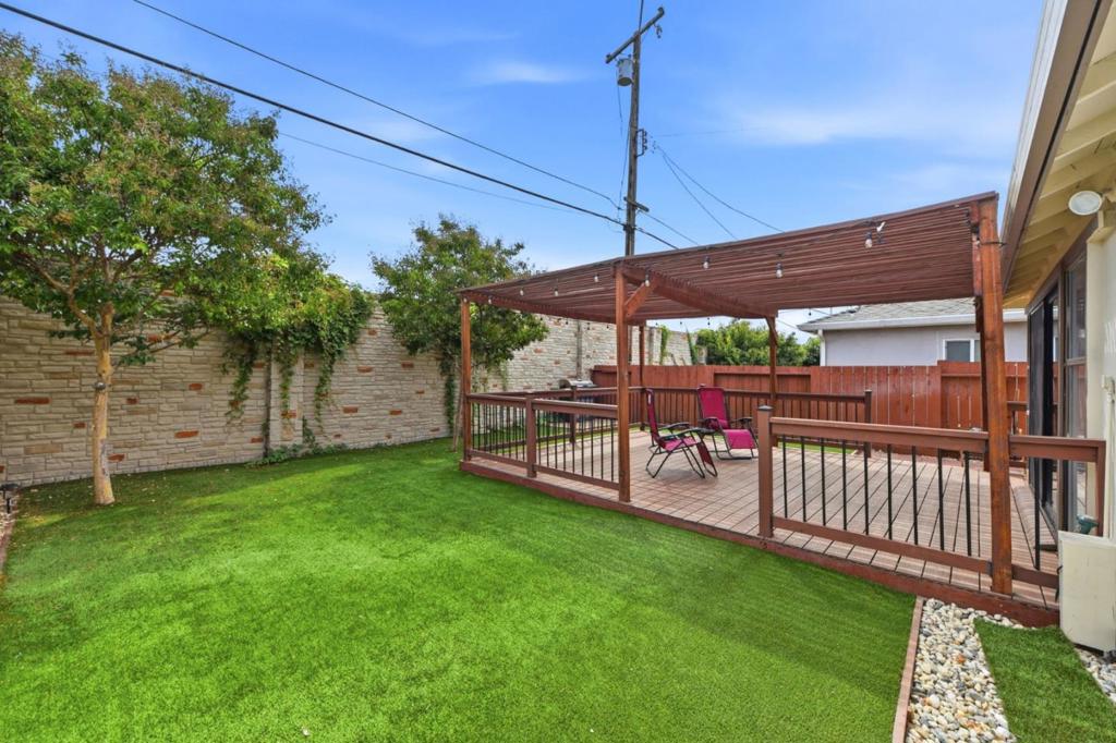 1753 Laine Avenue Property Photo 36