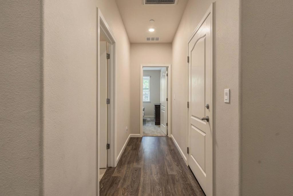 1225 Steinbeck Drive Property Photo 18