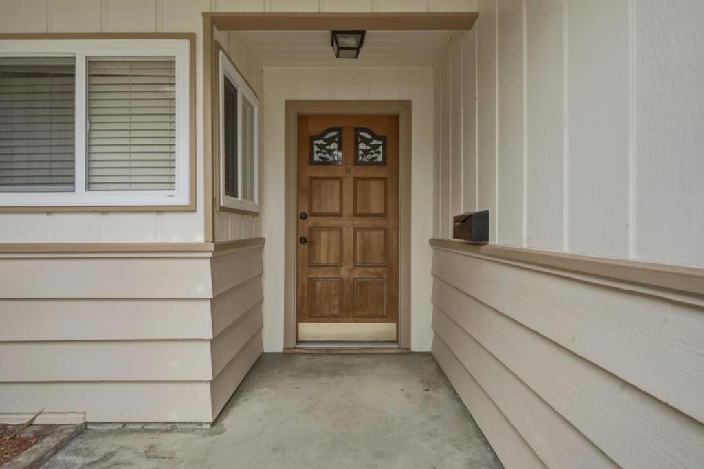 924 San Vincente Avenue Property Photo 5
