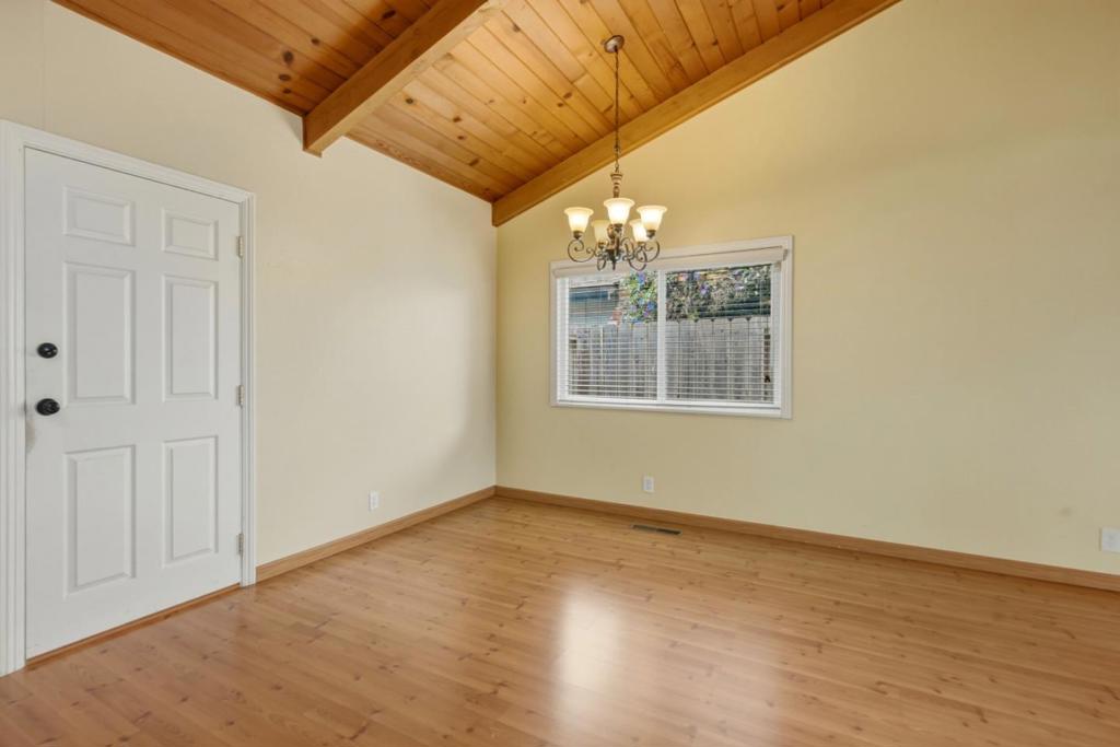 924 San Vincente Avenue Property Photo 19