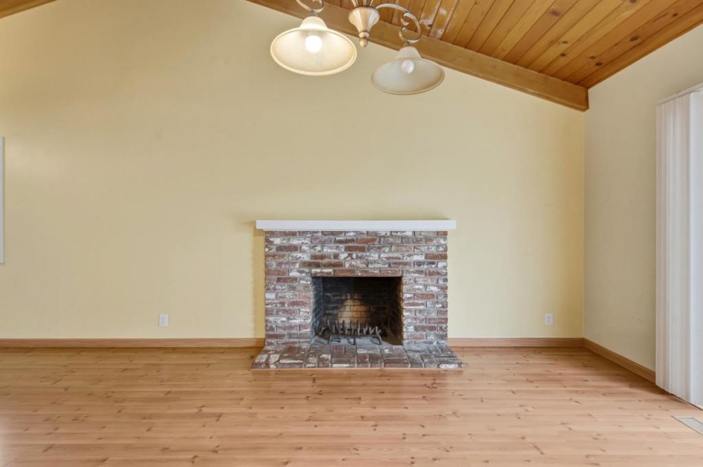 924 San Vincente Avenue Property Photo 20
