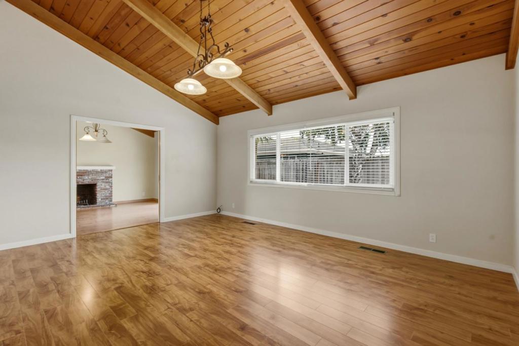 924 San Vincente Avenue Property Photo 23