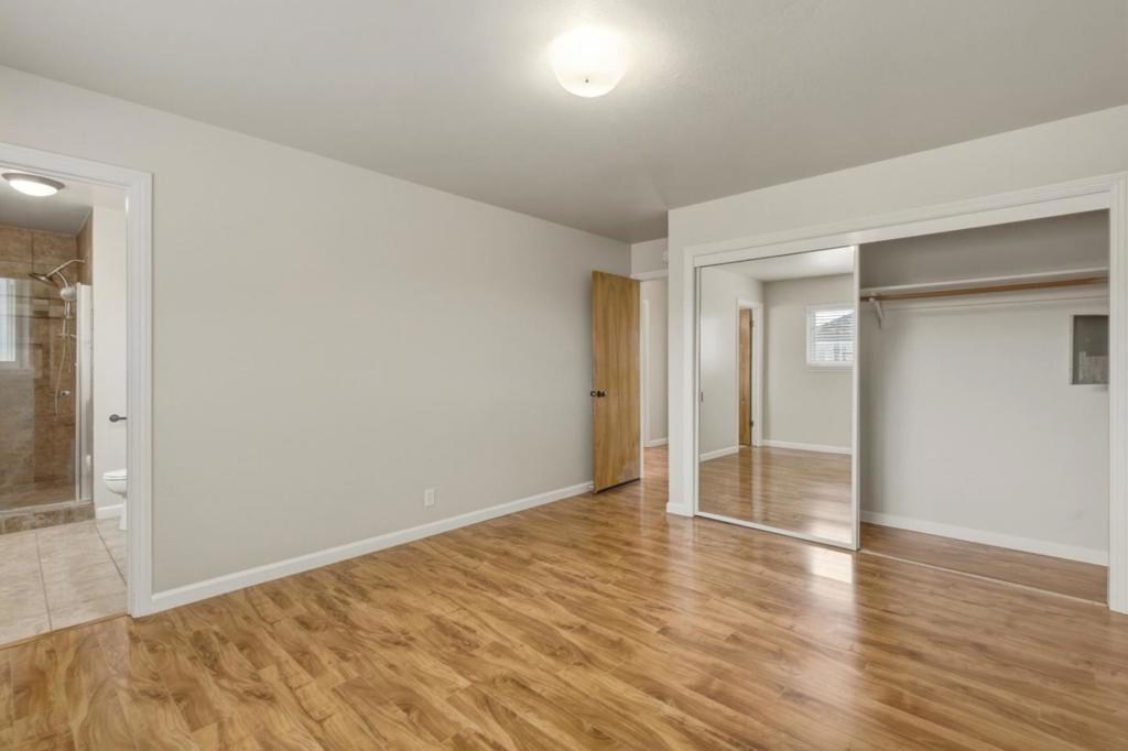 924 San Vincente Avenue Property Photo 26