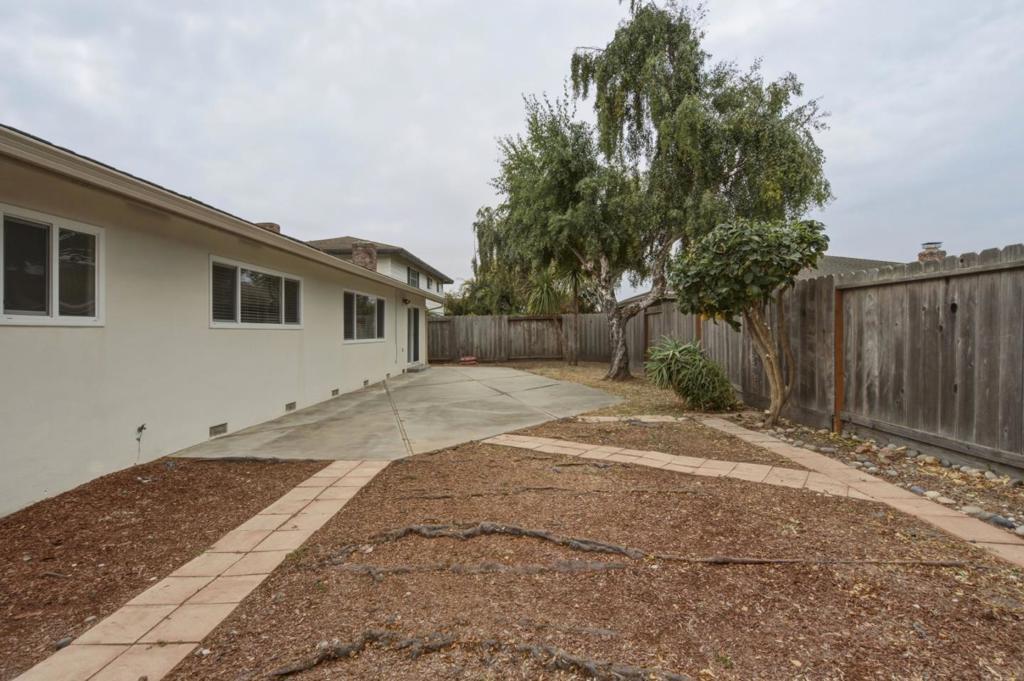 924 San Vincente Avenue Property Photo 41