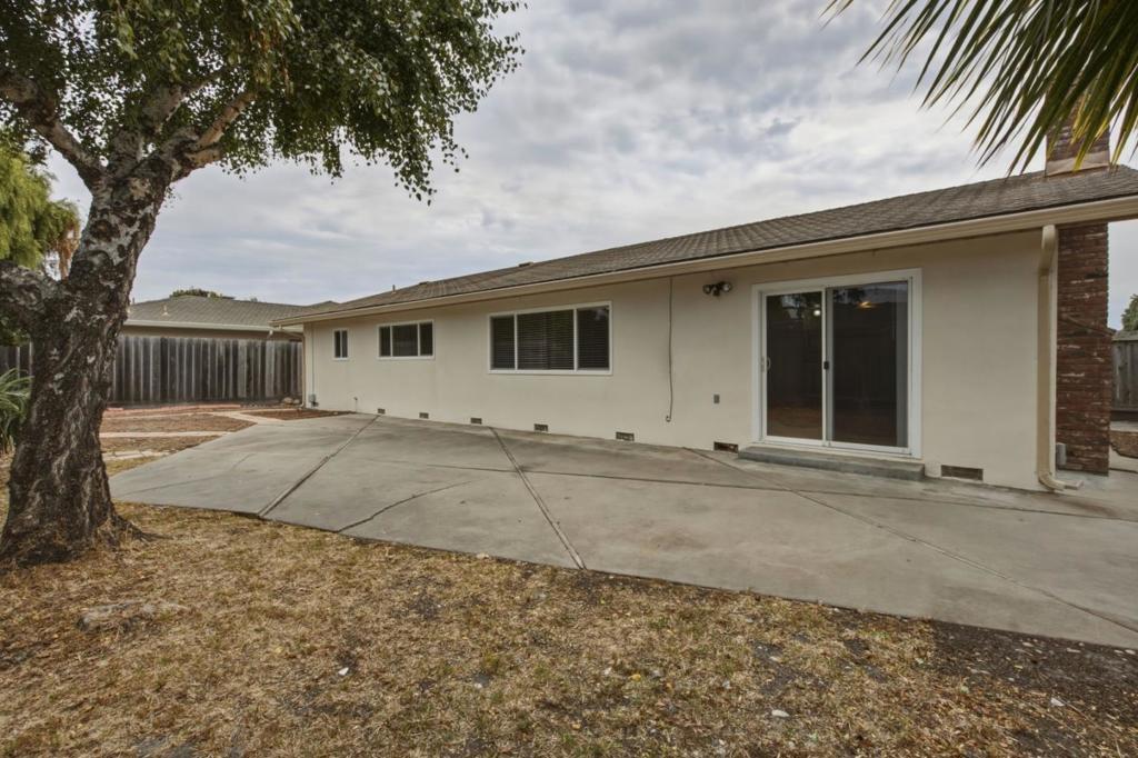 924 San Vincente Avenue Property Photo 42