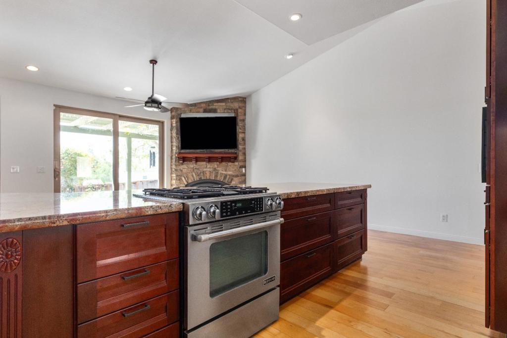 653 Red Cloud Road Property Photo 15