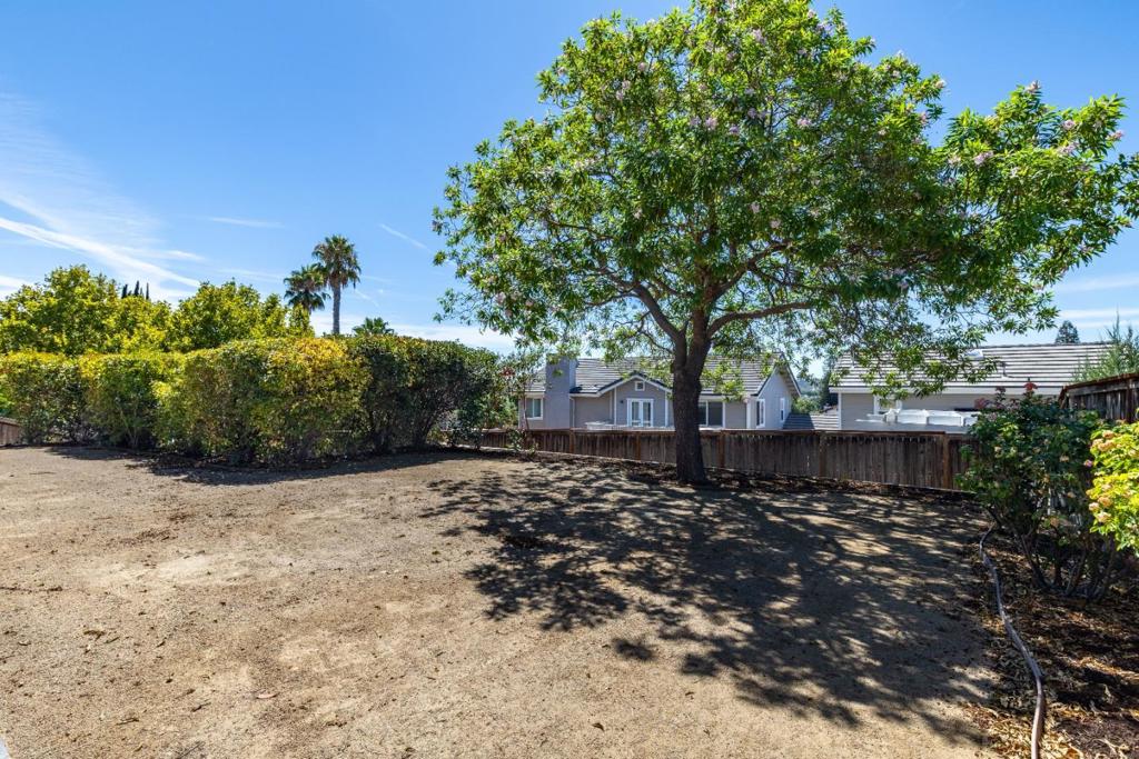 653 Red Cloud Road Property Photo 30