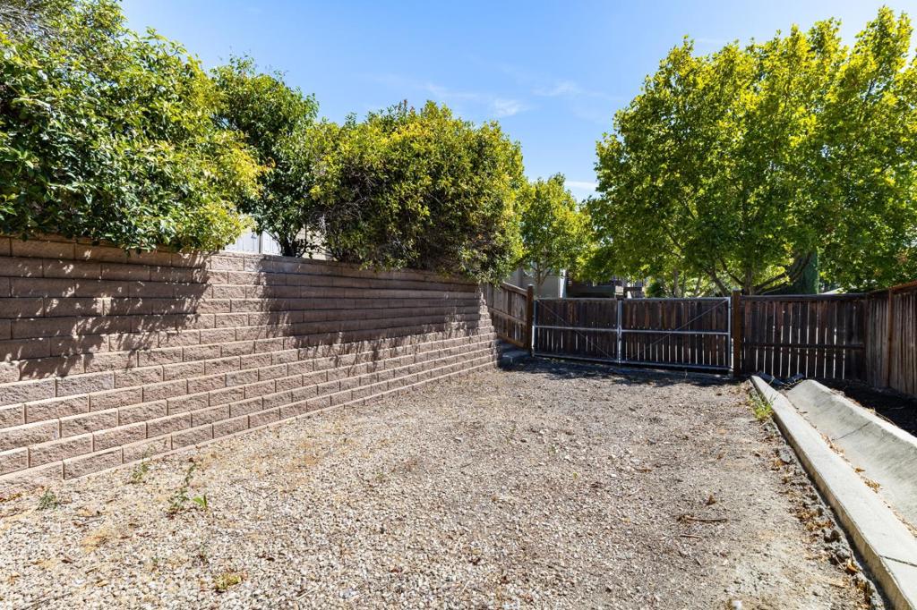 653 Red Cloud Road Property Photo 48