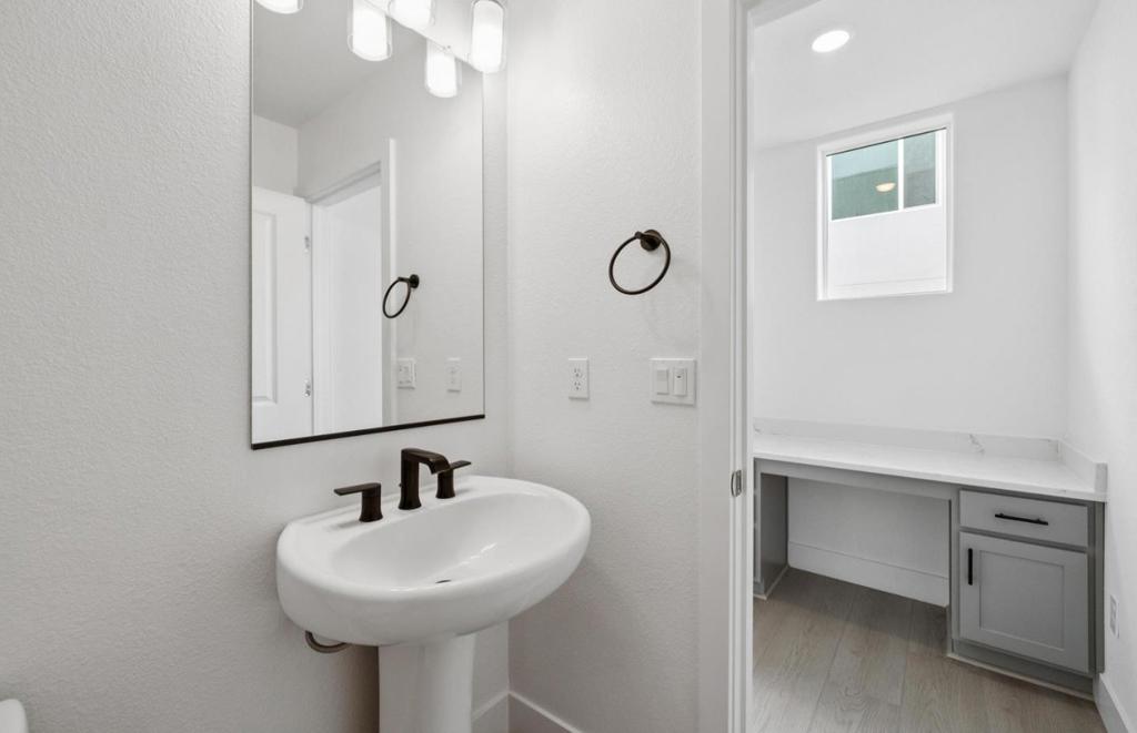 612 Chamise Way Property Photo 37