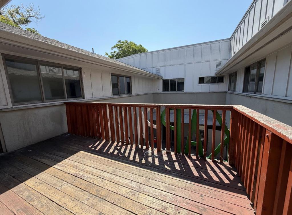 168 S 11th Street Property Photo 4