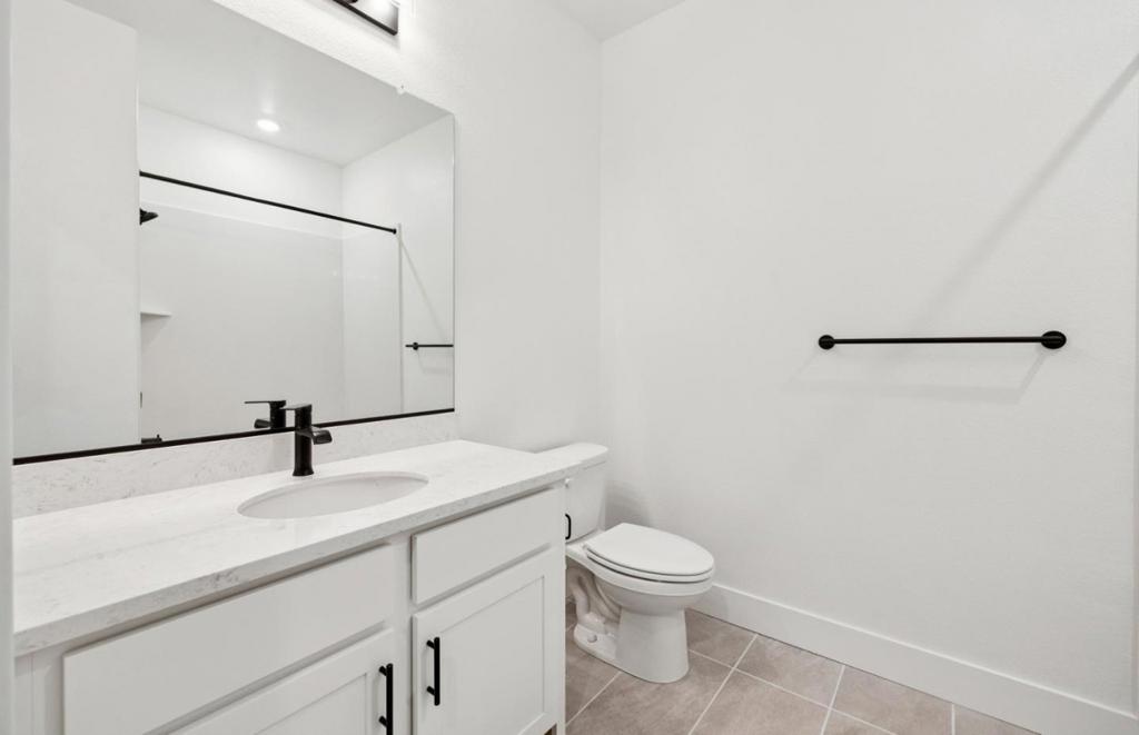 1321 Lilac Way Property Photo 12