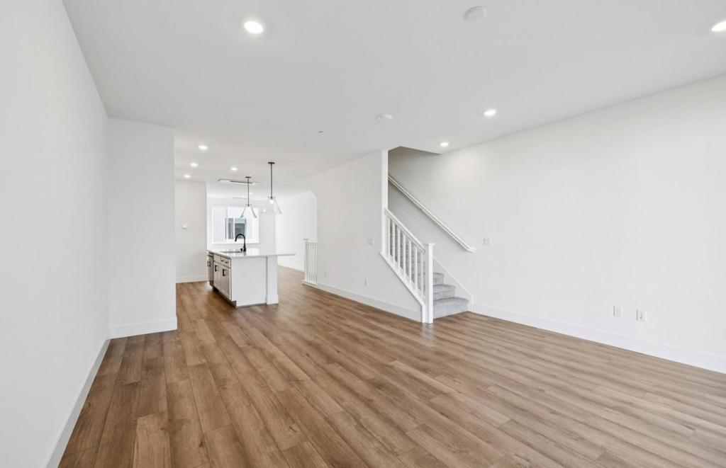 1321 Lilac Way Property Photo 29