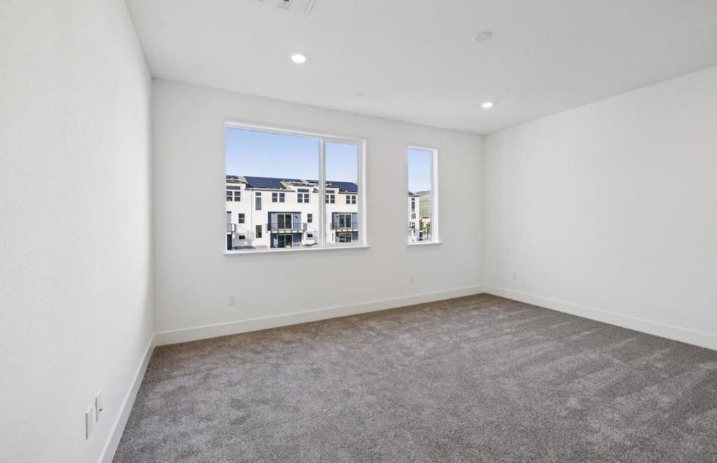1321 Lilac Way Property Photo 44