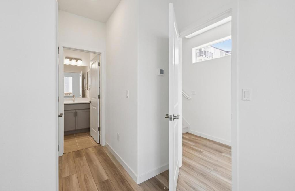 1325 Lilac Way Property Photo 12