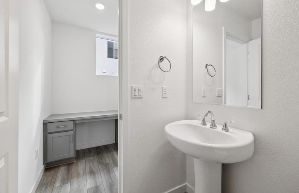 1325 Lilac Way Property Photo 39