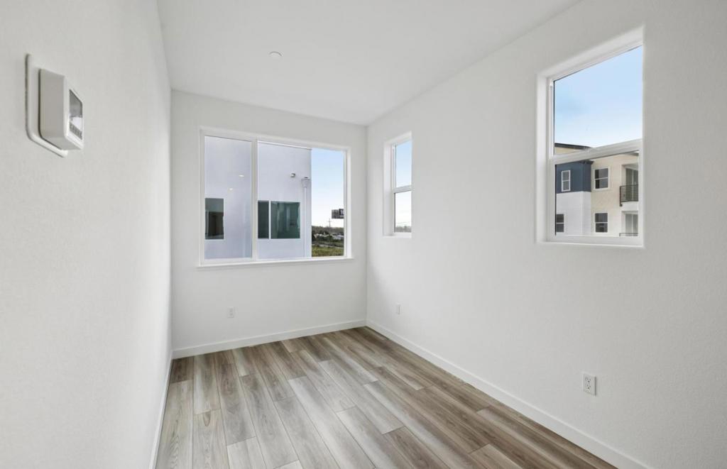 1325 Lilac Way Property Photo 57