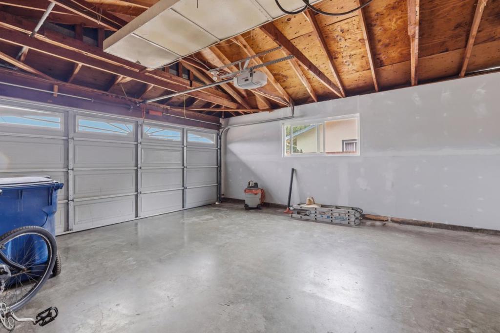 ML82059456 Property Photo 18
