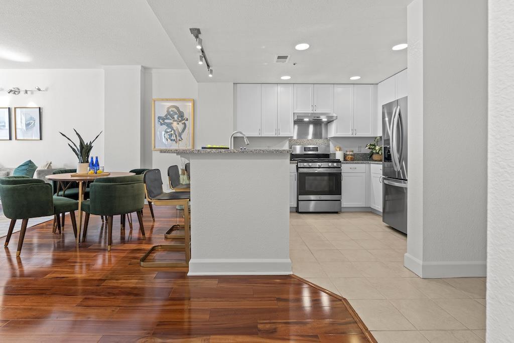 20488 Stevens Creek Boulevard 1710 Property Photo 5