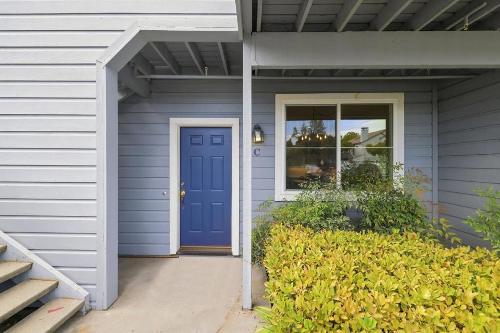 405 Cork Harbour Circle C Property Photo 1