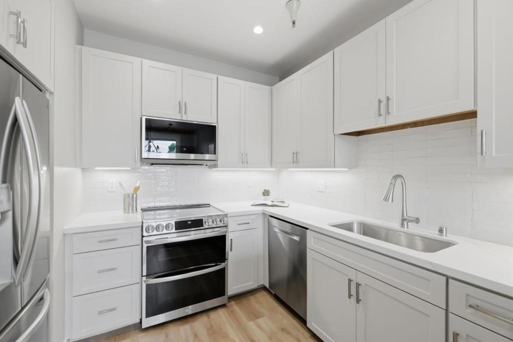 405 Cork Harbour Circle C Property Photo 14