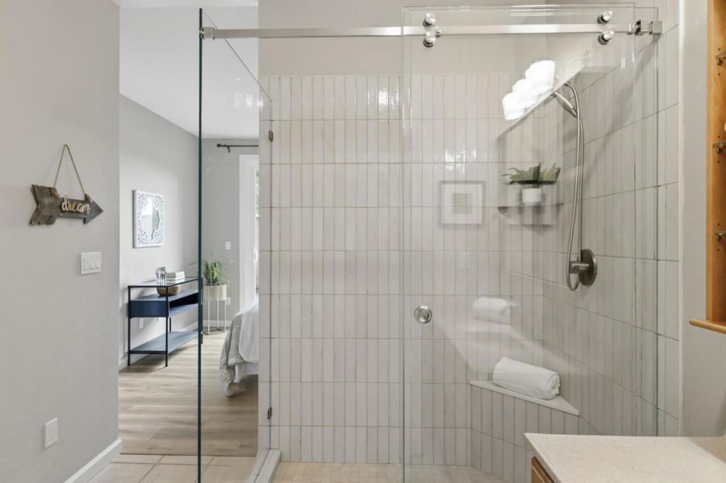 405 Cork Harbour Circle C Property Photo 31