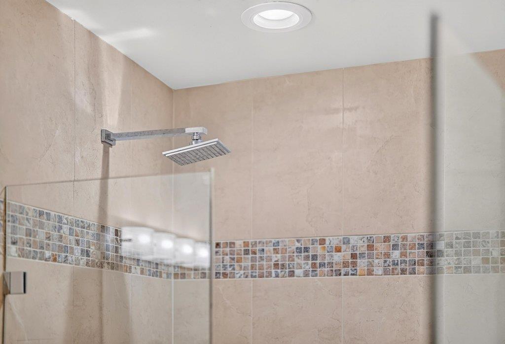 22130 E Cliff Drive 2d Property Photo 41