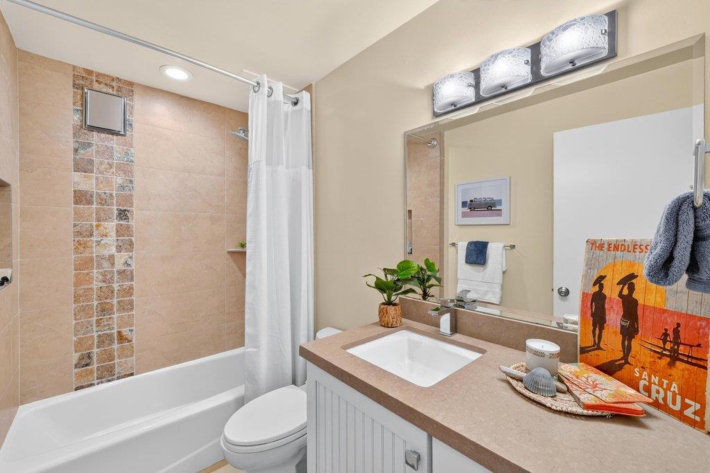 22130 E Cliff Drive 2d Property Photo 46
