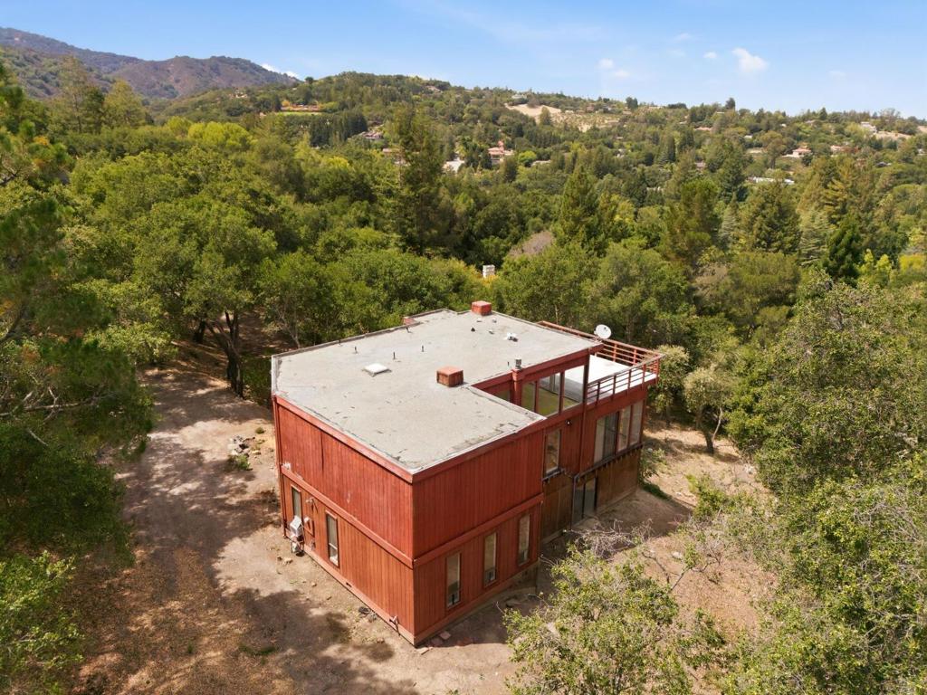 11490 Summit Wood Road Property Photo 3