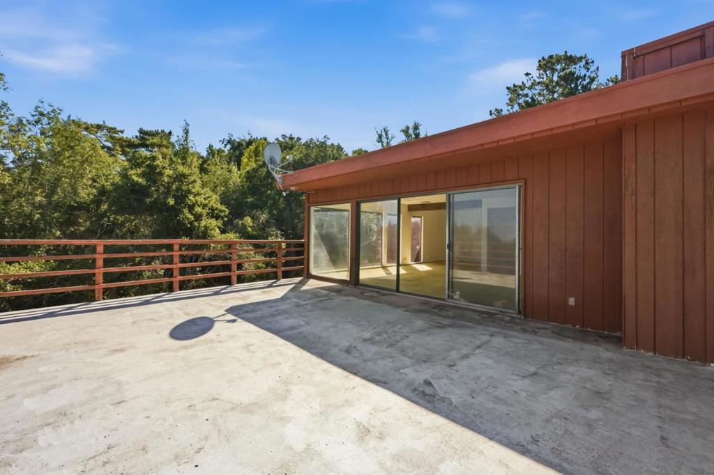 11490 Summit Wood Road Property Photo 10