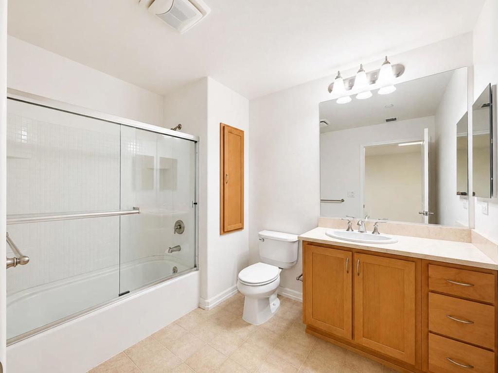1351 El Camino Real Property Photo 14