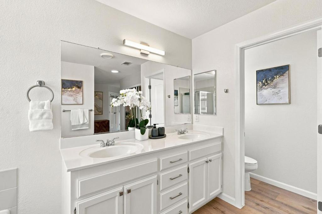 1038 Santa Lucia Drive Property Photo 41