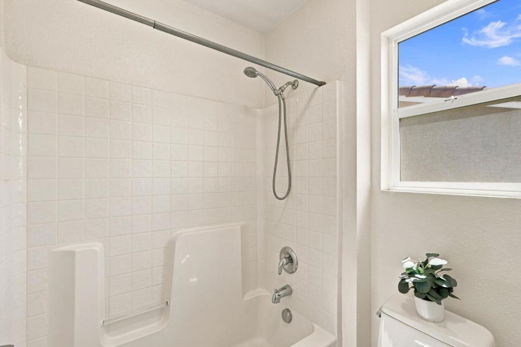 1038 Santa Lucia Drive Property Photo 43