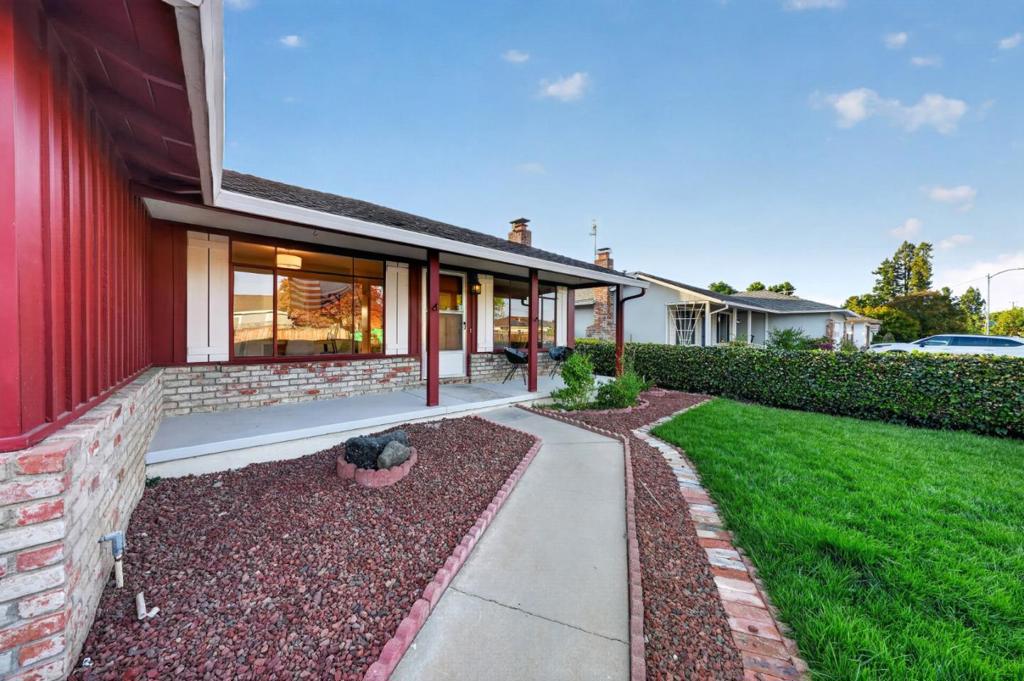 163 Sunset Avenue Property Photo 8