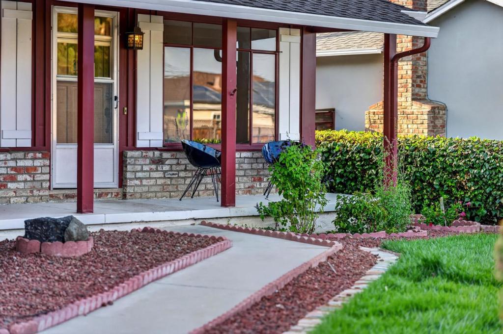 163 Sunset Avenue Property Photo 11