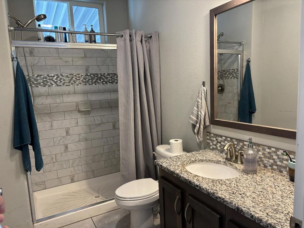 574 Hermitage Drive 574 Property Photo 5