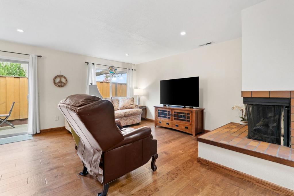 6122 Sheraton Place Property Photo 11