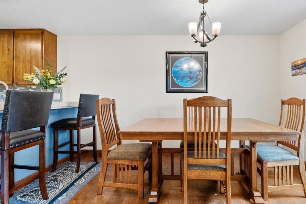 6122 Sheraton Place Property Photo 14